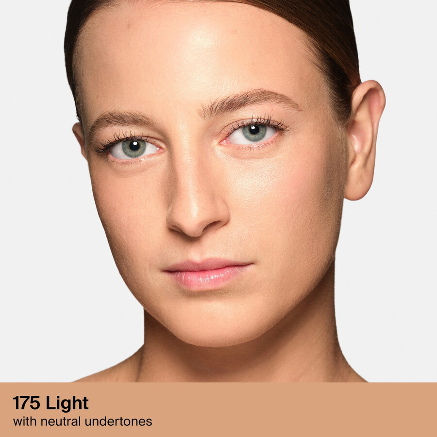 triclone skin tech foundation