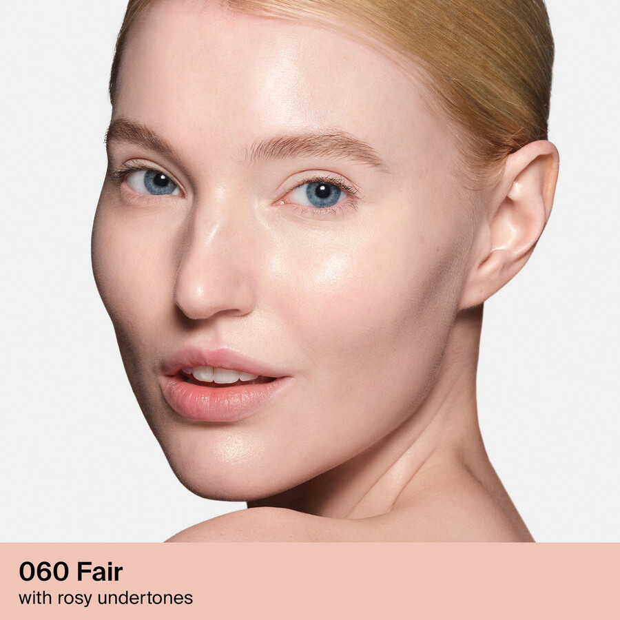 triclone skin tech foundation