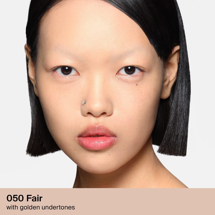 triclone skin tech foundation