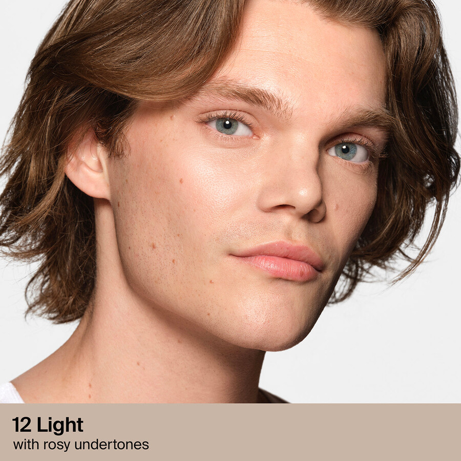 triclone skin tech concealer