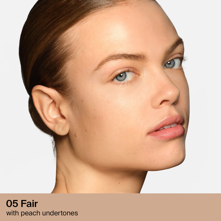 triclone skin tech concealer