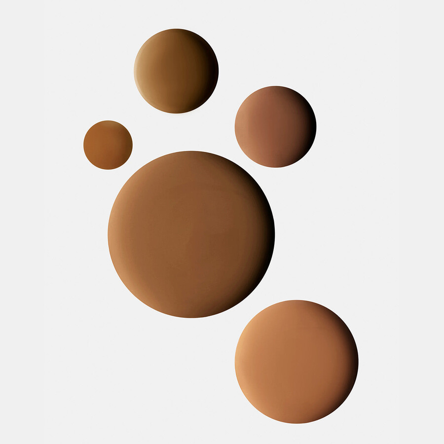 triclone skin tech foundation discovery set